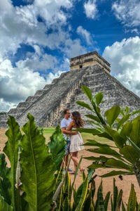 Tanja und Josef bei Chichén Itzá